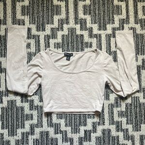 Pretty Little Thing Cropped Long-Sleeve Top beige